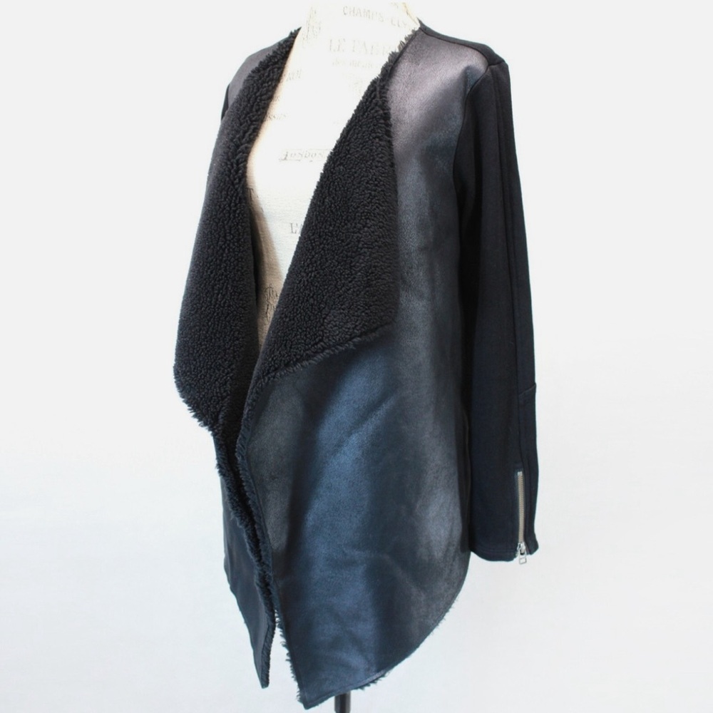 Beautiful Black Faux Fur and Shearling Jacket - Picture 3 of 5